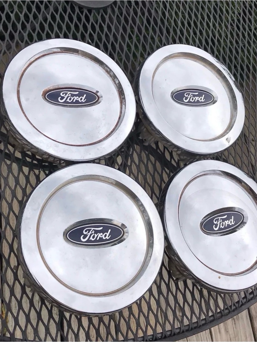 Ford Expedition Wheel Center Cap Hubcap Set of 4 Chrome P/N 6L14 1A096 BC for Fo